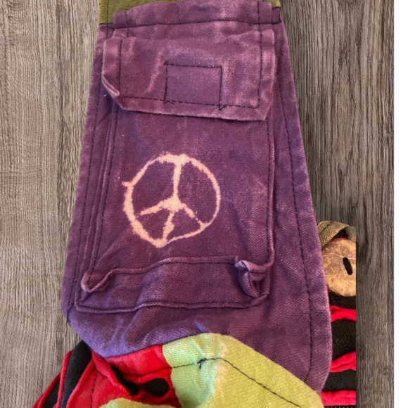 Rising Sun Woman’s Hobo Bag - Picture 7 of 8